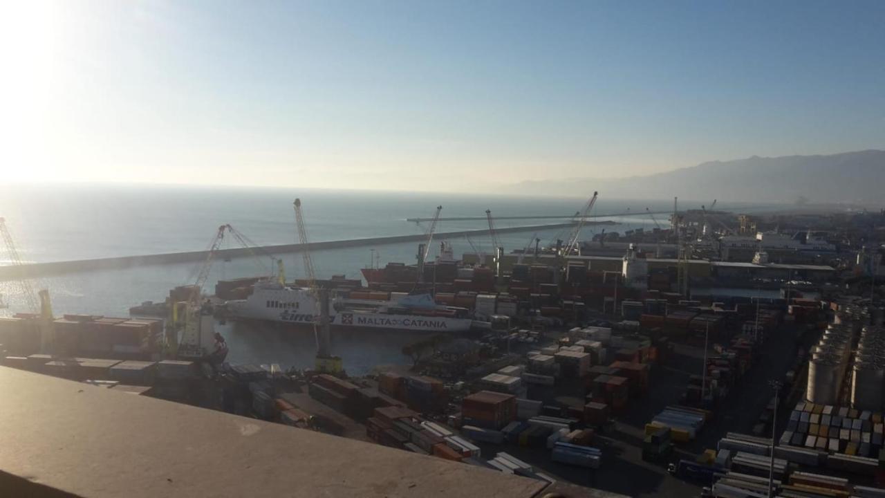 Il Molo Appartement Genua Buitenkant foto
